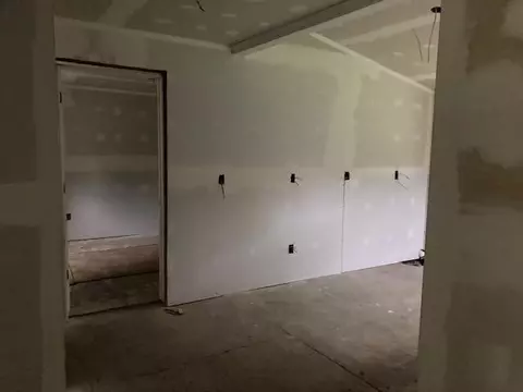 Entry Way - 808 19th, Jackson, MI 49203 photo 3 of 4