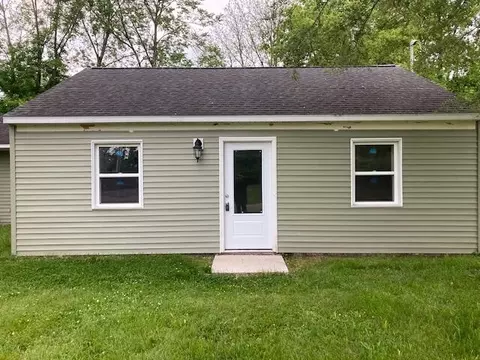 Exterior - 808 19th, Jackson, MI 49203 photo 2 of 6