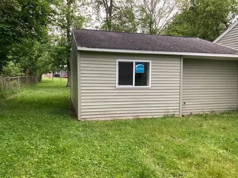 Exterior - 808 19th, Jackson, MI 49203 photo 3 of 6
