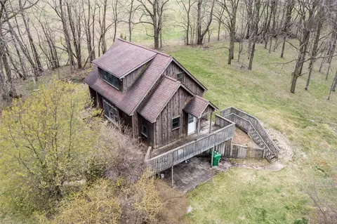 52113 Halverson, Dowagiac, MI 49047