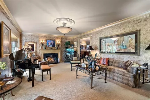 Living - 6130 Eidson, Saint Joseph, MI 49085 photo 1 of 12
