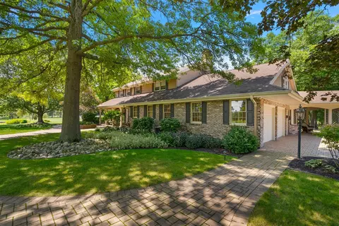 Exterior - 6130 Eidson, Saint Joseph, MI 49085 photo 18 of 23