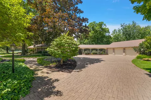 Exterior - 6130 Eidson, Saint Joseph, MI 49085 photo 6 of 23