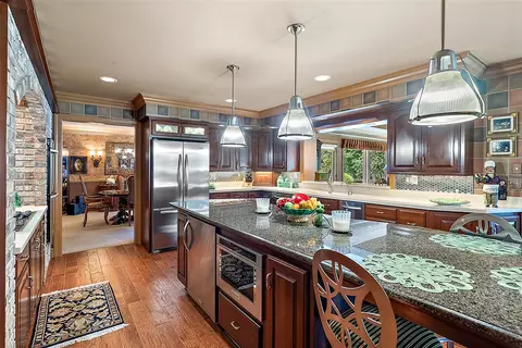 Kitchen - 6130 Eidson, Saint Joseph, MI 49085 photo 2 of 9