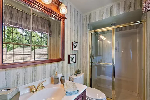 Bath - 6130 Eidson, Saint Joseph, MI 49085 photo 8 of 15