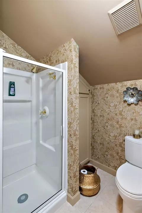 Bath - 6130 Eidson, Saint Joseph, MI 49085 photo 5 of 15