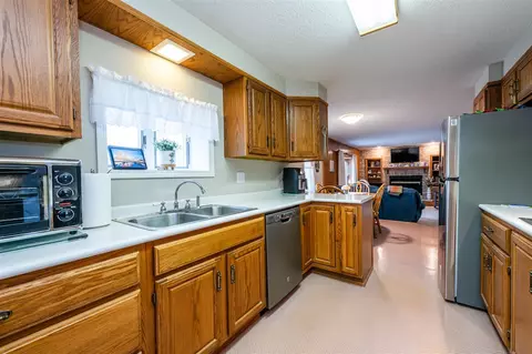 Kitchen - 6660 Pine, Benton Harbor, MI 49022 photo 2 of 3