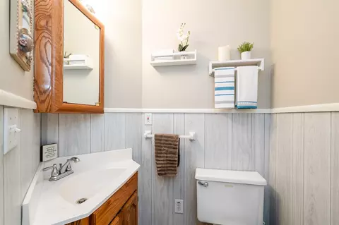 Bath - 6660 Pine, Benton Harbor, MI 49022 photo 1 of 3