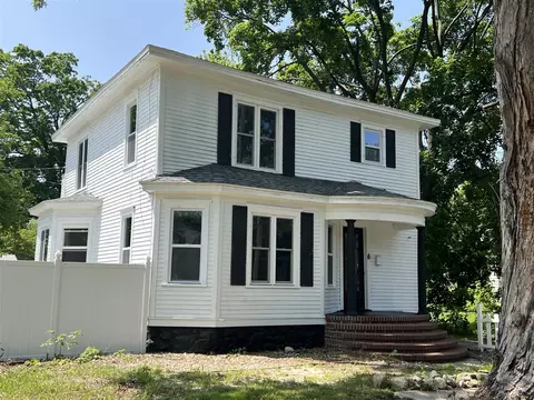 823 N Clinton, Albion, MI 49224