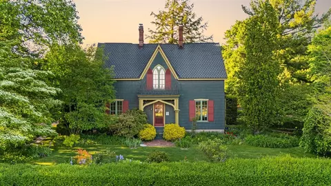 301 N N Grv, Ypsilanti, MI 48198