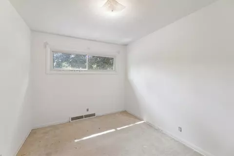 Bedroom - 7660 N 41st, Augusta, MI 49012 photo 2 of 7