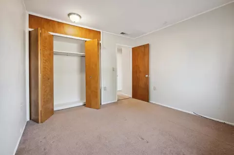 Bedroom - 2910 Elizabeth, Wayne, MI 48184 photo 5 of 7