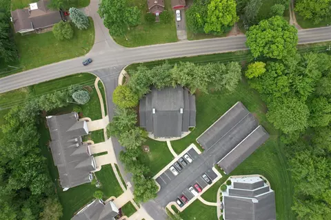 View/Area - 920 Oakbrook, Jackson, MI 49203 photo 5 of 6