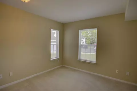 Bedroom - 920 Oakbrook, Jackson, MI 49203 photo 1 of 11