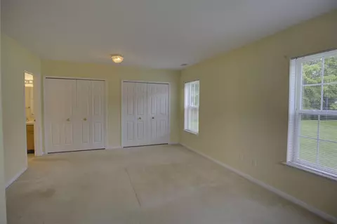 Bedroom - 920 Oakbrook, Jackson, MI 49203 photo 11 of 11