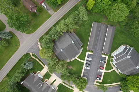 View/Area - 920 Oakbrook, Jackson, MI 49203 photo 6 of 6