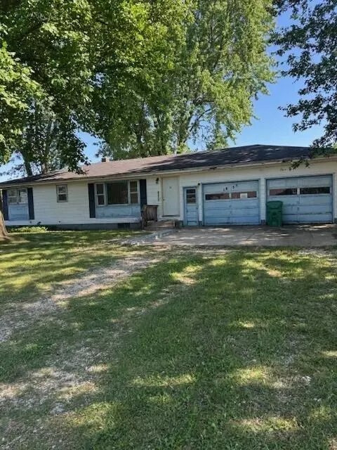 1856 Jayme, Baroda, MI 49101