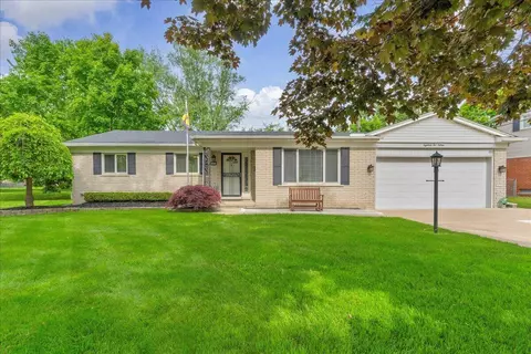 18215 Levan, Livonia, MI 48152