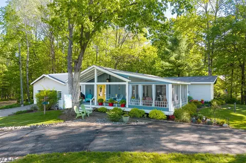 11198 E Royal, Canadian Lakes, MI 49346