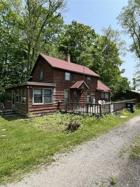 7530 Warren Woods, Three Oaks, MI 49128
