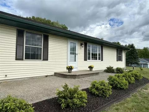 17530 Mcphail, Cedar Springs, MI 49319