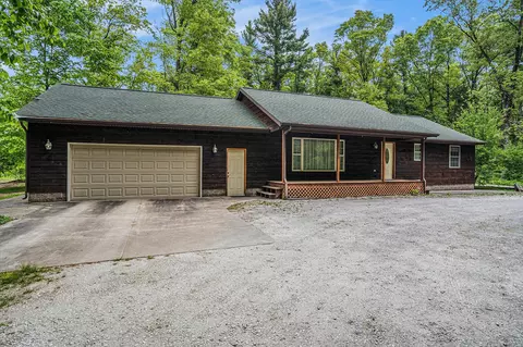2636 White Lk, Whitehall, MI 49461