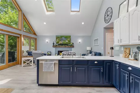 Kitchen - 11815 Waldron, Jerome, MI 49249 photo 2 of 7