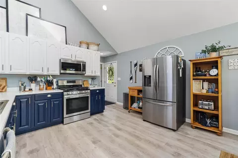 Kitchen - 11815 Waldron, Jerome, MI 49249 photo 4 of 7