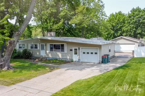 1275 Aspacia, Muskegon, MI 49445