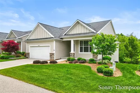 3912 Preserve #44, Belmont, MI 49306