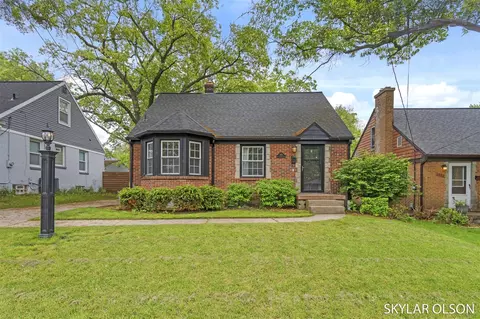 1436 Philadelphia, Grand Rapids, MI 49507