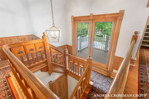 Entry Way - 148 S S Un, Douglas, MI 49406 photo 2 of 5