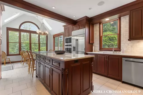 Kitchen - 148 S S Un, Douglas, MI 49406 photo 1 of 9