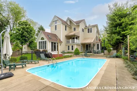 Exterior - 148 S S Un, Douglas, MI 49406 photo 6 of 23