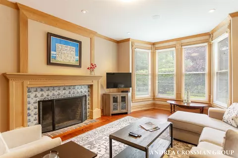 Living - 148 S S Un, Douglas, MI 49406 photo 1 of 5