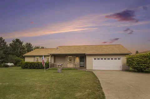 12157 Portage, Vicksburg, MI 49097