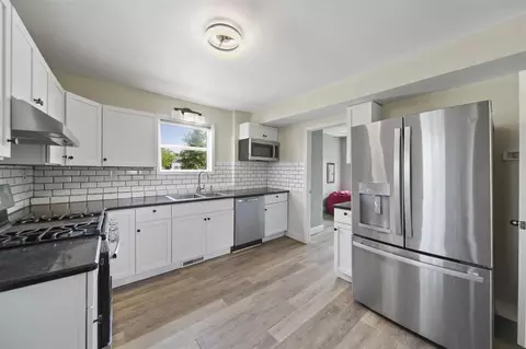 916 Oak, Adrian, MI 49221 photo 9