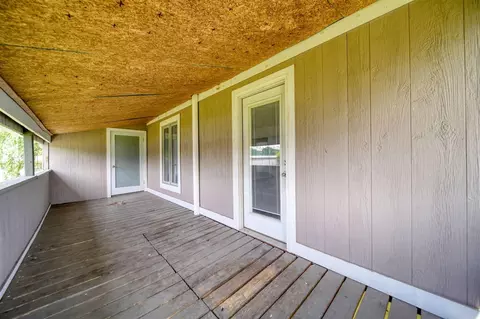 916 Oak, Adrian, MI 49221 photo 22