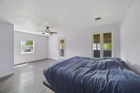 916 Oak, Adrian, MI 49221 photo 18
