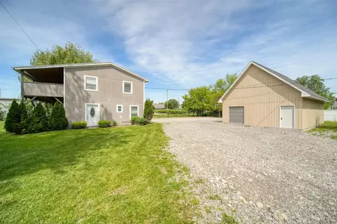 916 Oak, Adrian, MI 49221