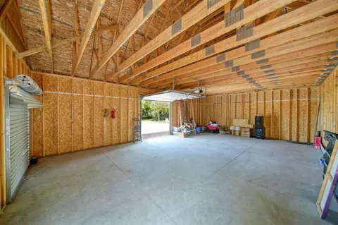 916 Oak, Adrian, MI 49221 photo 30