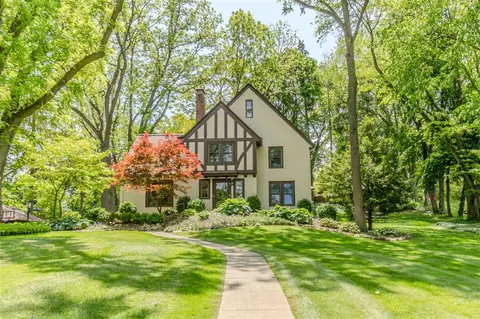 2430 Geddes, Ann Arbor, MI 48104