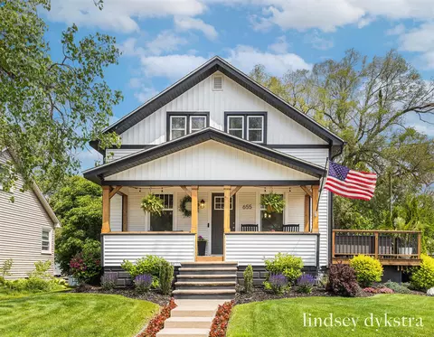 655 E Lincoln, Zeeland, MI 49464