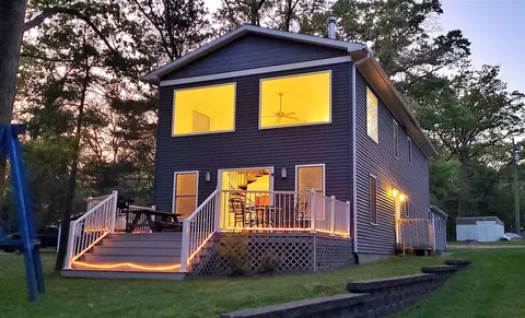 908 W Oak, Bitely, MI 49309 photo 9