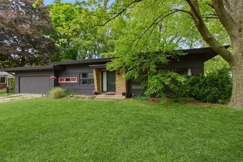 457 Gary, Benton Harbor, MI 49022
