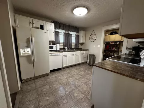 413 E Ganson, Jackson, MI 49201 photo 11