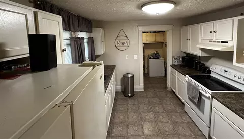 413 E Ganson, Jackson, MI 49201 photo 10