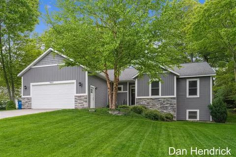 14832 Canary, Grand Haven, MI 49417