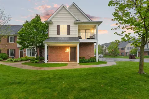 3143 Kneeland, Howell, MI 48843