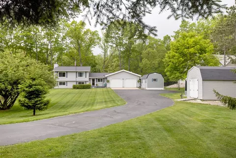 66 Meridian, Mount Pleasant, MI 48858